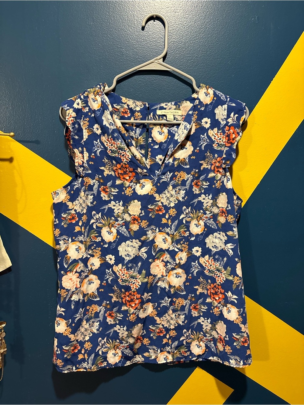 41 Hawthorn Blue Floral Cap Sleeve Blouse EUC